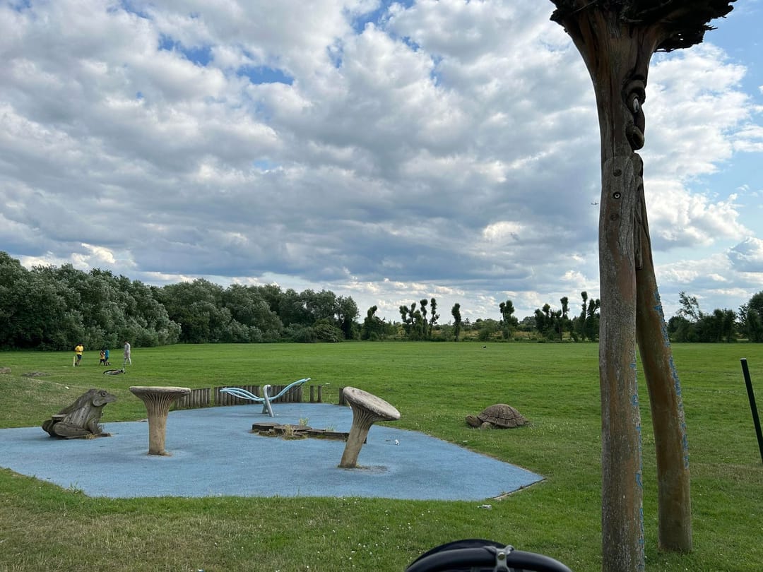 Upton Court Park - image 1